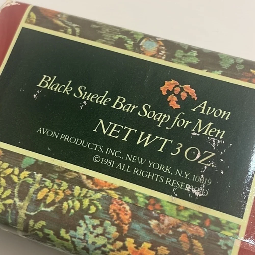 Avon black suede Bar soap for Men NEW 1981 hand soap bath body Sz 3oz